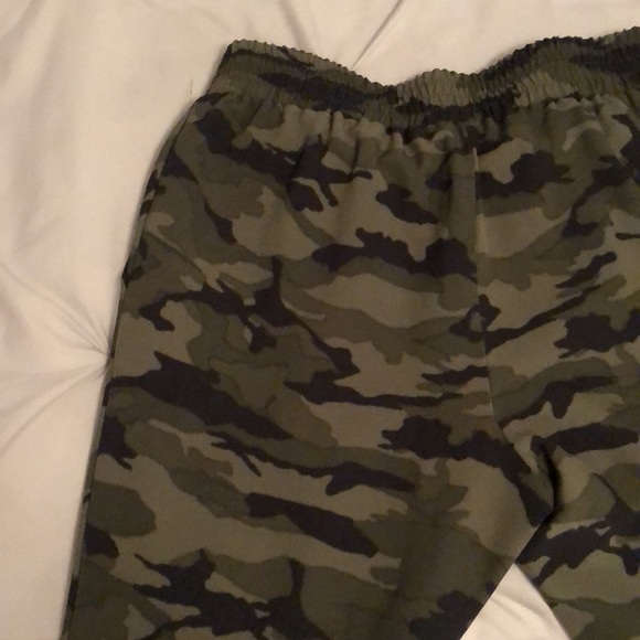 AQUA JOGGERS - Picture 3 of 4